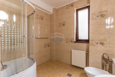 Apartament cu 4 camere decomandat, mobilat în Bucium - 8