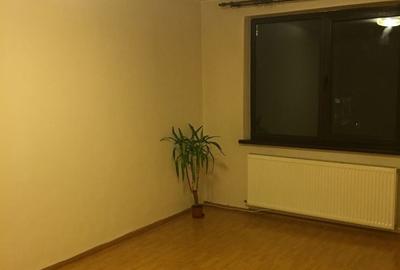 Apartament cu 2 camere decomandat, mobilat în Rahova