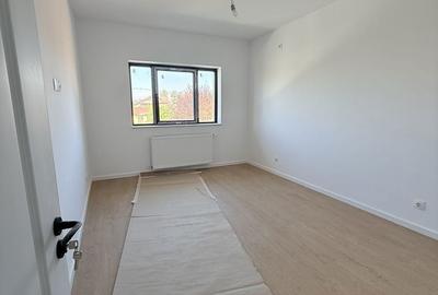 Casă cu 4 camere cu Teren 159 Mp în Domnești - 3