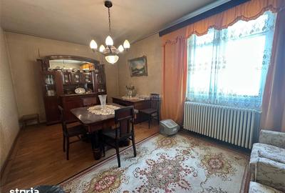 Apartament cu 3 camere decomandat în Luncă