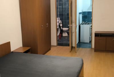 Garsonieră decomandată în Giurgiului