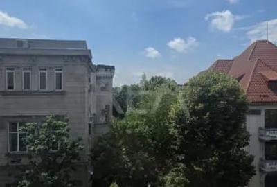 Apartament cu 3 camere decomandat în Știrbei Vodă