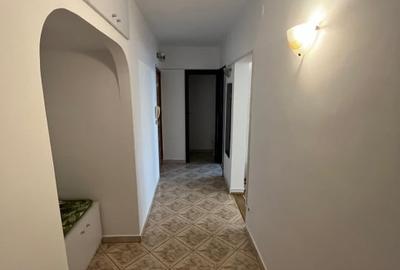 Apartament cu 4 camere circular, mobilat în Giurgiului - 17