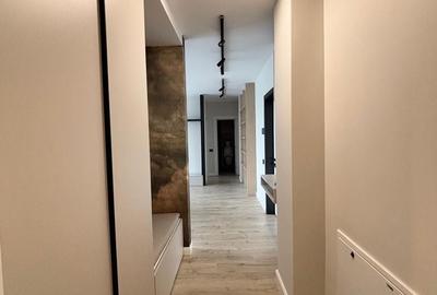 Apartament cu 3 camere în Cristian - 1