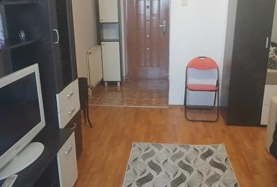 Garsonieră decomandată în Bartolomeu - 2