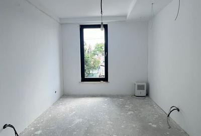 Casă cu 5 camere cu Teren 255 Mp în Bucureștii Noi