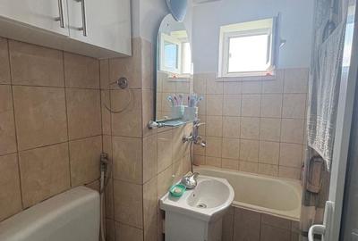 Apartament cu 2 camere decomandat în Trivale - 8
