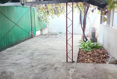 Casă cu Teren 260 Mp în Brătianu