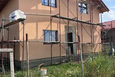 Casă cu Teren 603 Mp în Giarmata