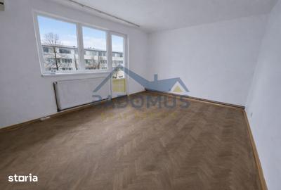 Apartament cu 3 camere decomandat în Vest - 12
