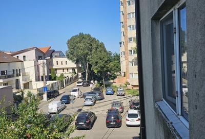 Apartament cu 2 camere decomandat în Faleza Nord - 3