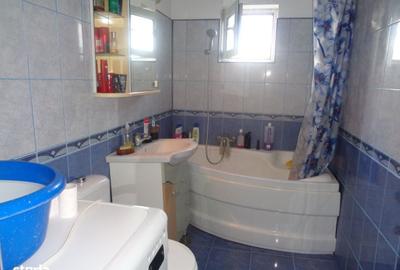 Apartament cu 2 camere în Micălaca
