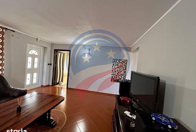 Casă cu 6 camere cu Teren 1105 Mp în Cârcea