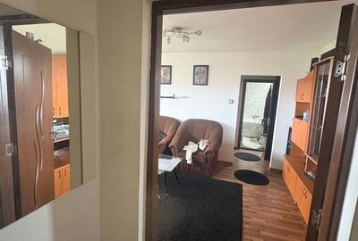 Apartament cu 2 camere semidecomandat în Astra