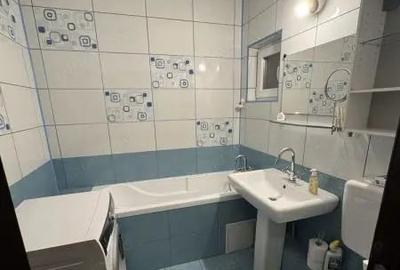 Apartament cu 3 camere decomandat în Vitan - 2