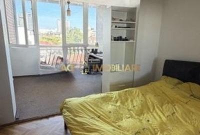 Apartament cu 4 camere decomandat, mobilat în Cișmigiu