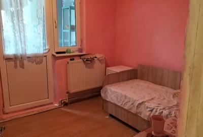 Apartament cu 4 camere decomandat în Central - 2