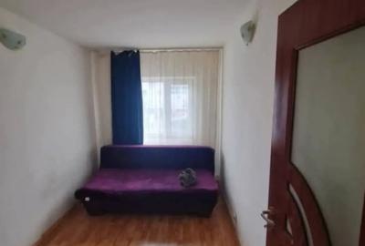 Apartament cu 4 camere decomandat în Central - 4