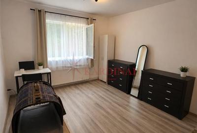 Apartament cu 2 camere semidecomandat în Florilor