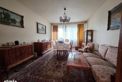 Apartament cu 4 camere decomandat în Ultracentral