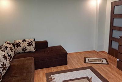 Apartament cu 2 camere decomandat în Păcii