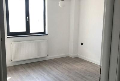 Apartament cu 2 camere decomandat în Tomis Plus