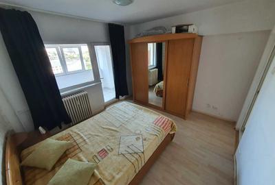 Apartament cu 4 camere decomandat în Militari