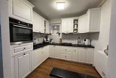 Apartament cu 3 camere decomandat, mobilat în Central - 12