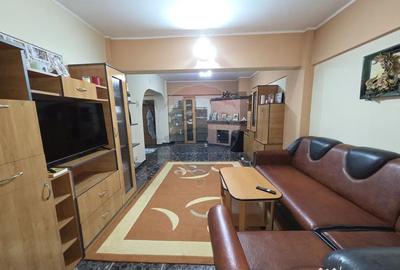 Apartament cu 3 camere decomandat, mobilat în Câmpineanca - 13