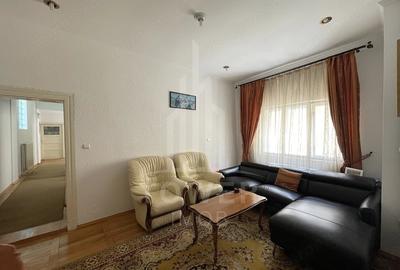 Casă cu 3 camere cu Teren 234 Mp în Lazaret