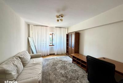 Apartament cu 3 camere decomandat, mobilat în Lăpuș Argeș