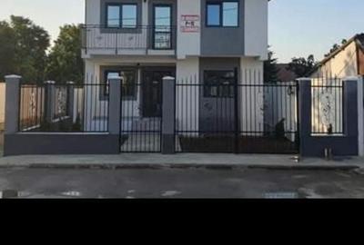 Casă cu 3 camere în Central - 2
