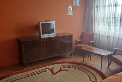 Apartament cu 3 camere semidecomandat în Colentina - 3