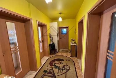 Casă cu 5 camere decomandat cu Teren 1210 Mp în Tinosu - 9