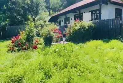 Casă cu 4 camere în Năruja