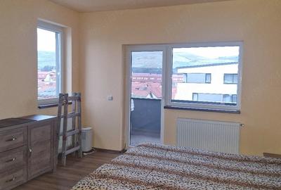 Apartament cu 2 camere decomandat în Florești - 3