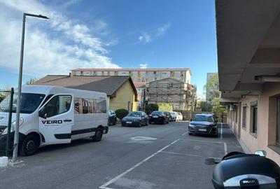 Apartament cu 4 camere, mobilat în Km 5 - 9