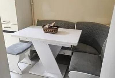 Apartament cu 2 camere decomandat, mobilat în Parcul Carol