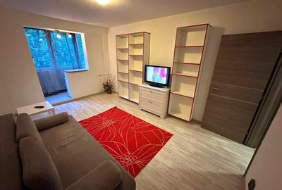 Apartament cu 2 camere decomandat, mobilat în Titan