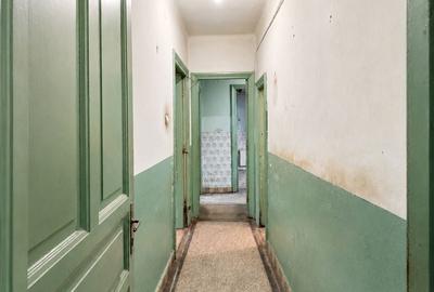 Apartament cu 4 camere în Unirii