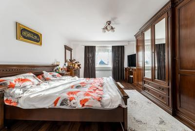 Casă individuală cu 7 camere cu Canalizare în Frasin - 13