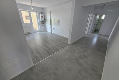 Apartament cu 3 camere decomandat în Fundeni