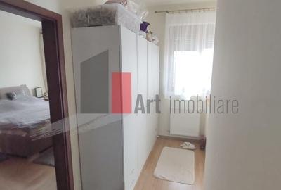 Casă cu 4 camere în Postăvari - 8