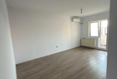 Apartament cu 2 camere semidecomandat în Militari