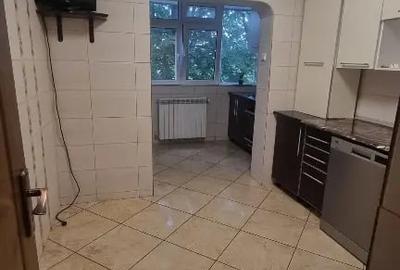 Apartament cu 3 camere decomandat în Vest - 1