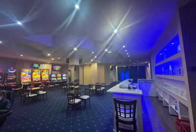Spațiu comercial, de 214 mp, în Central - 1