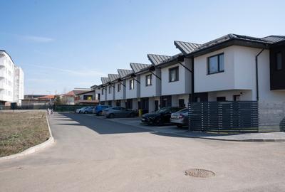 Casă cu 3 camere cu Canalizare în Exterior Est - 24