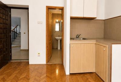 Apartament cu 2 camere în Chitila - 1