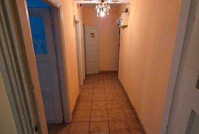 Apartament cu 2 camere nedecomandat în Bucium - 2