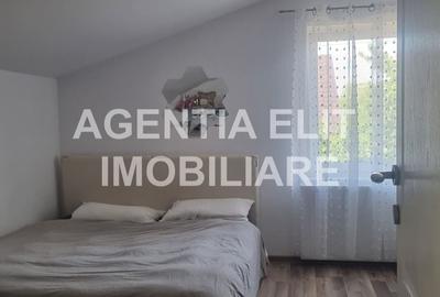 Casă cu 7 camere cu Teren 500 Mp în Central
